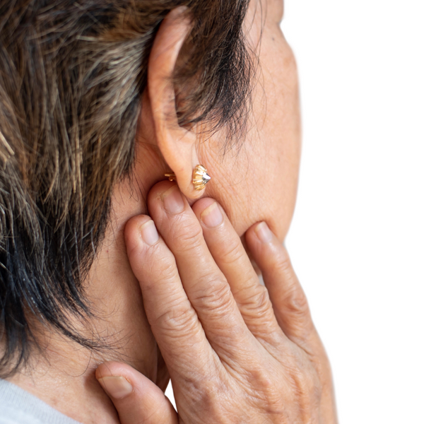 Comprendiendo los Ganglios Linfáticos detrás de la oreja: Funciones, inflamación y tratamiento